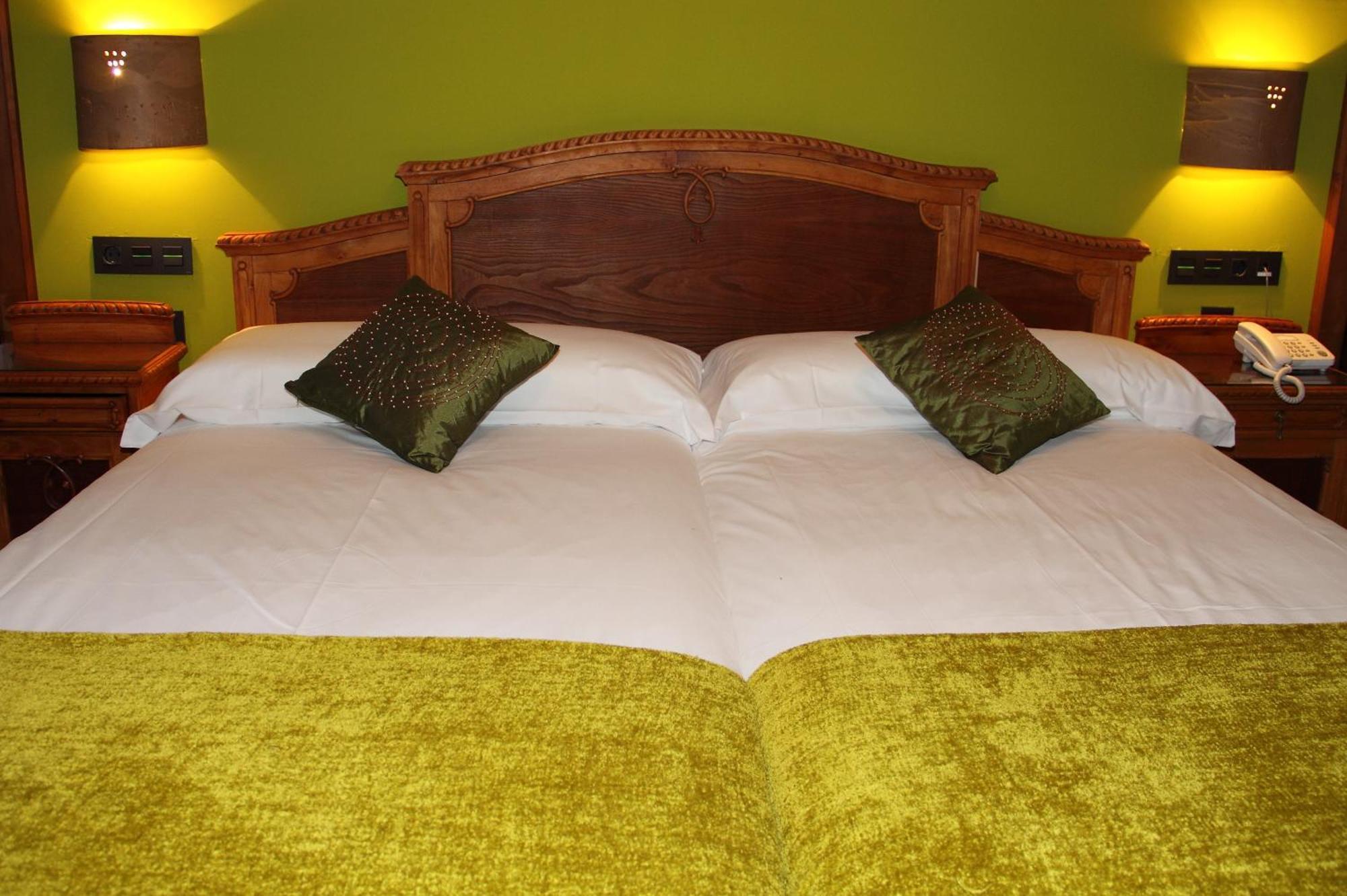 Concejo Hospederia Hotell Valoria la Buena Rum bild