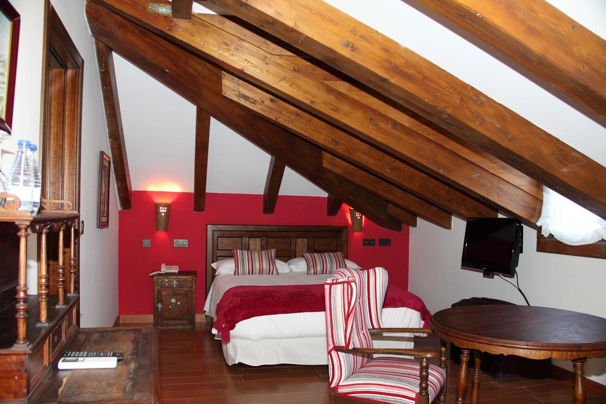 Concejo Hospederia Hotell Valoria la Buena Rum bild