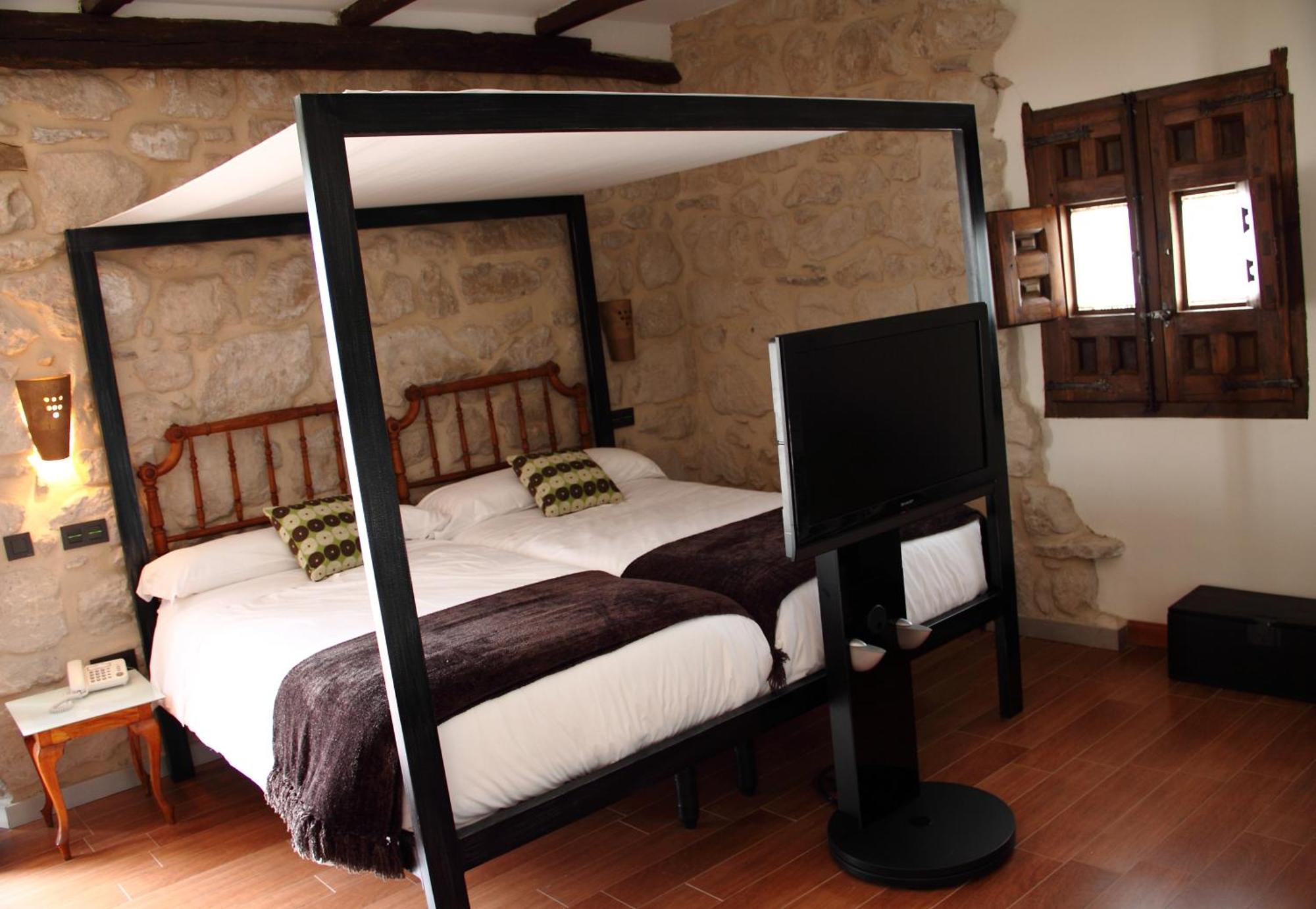 Concejo Hospederia Hotell Valoria la Buena Rum bild