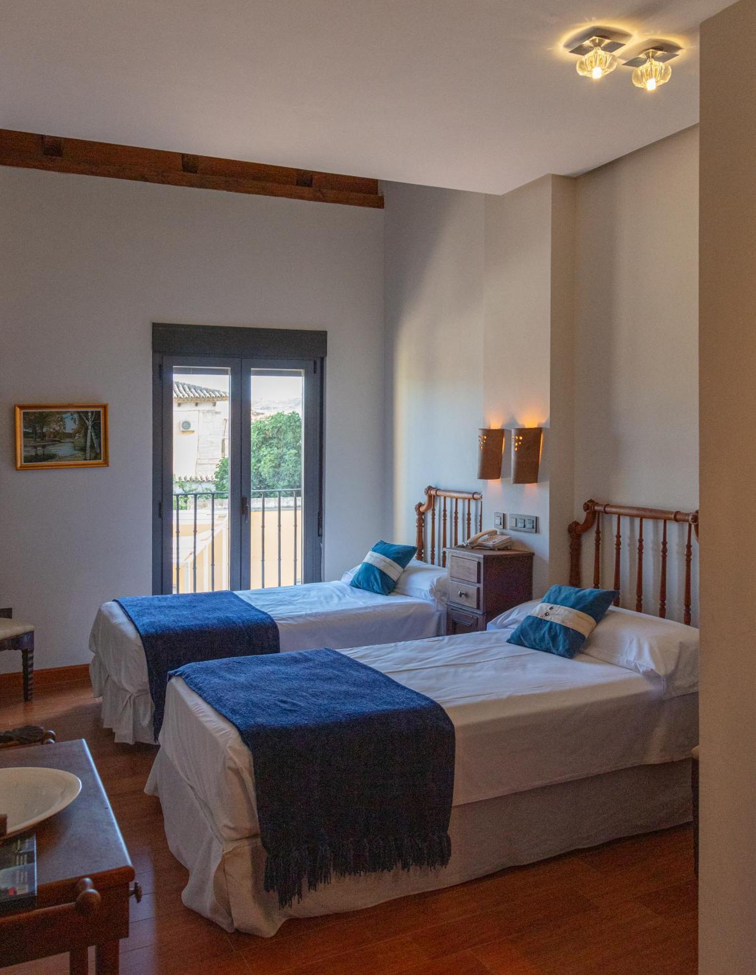 Concejo Hospederia Hotell Valoria la Buena Exteriör bild