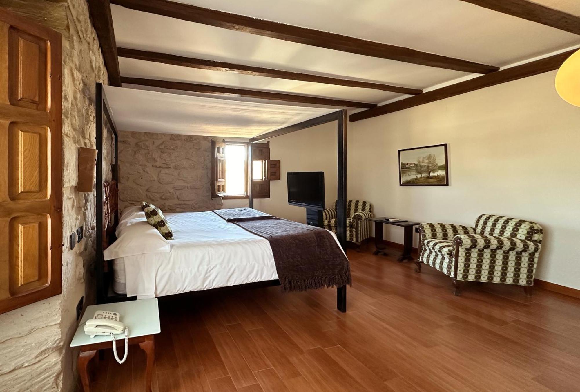 Concejo Hospederia Hotell Valoria la Buena Exteriör bild