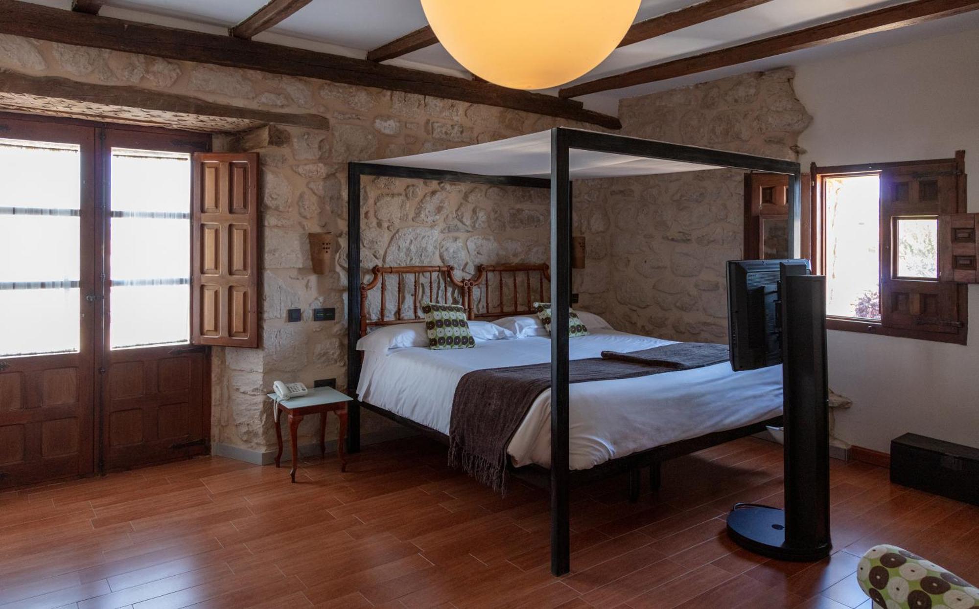 Concejo Hospederia Hotell Valoria la Buena Exteriör bild