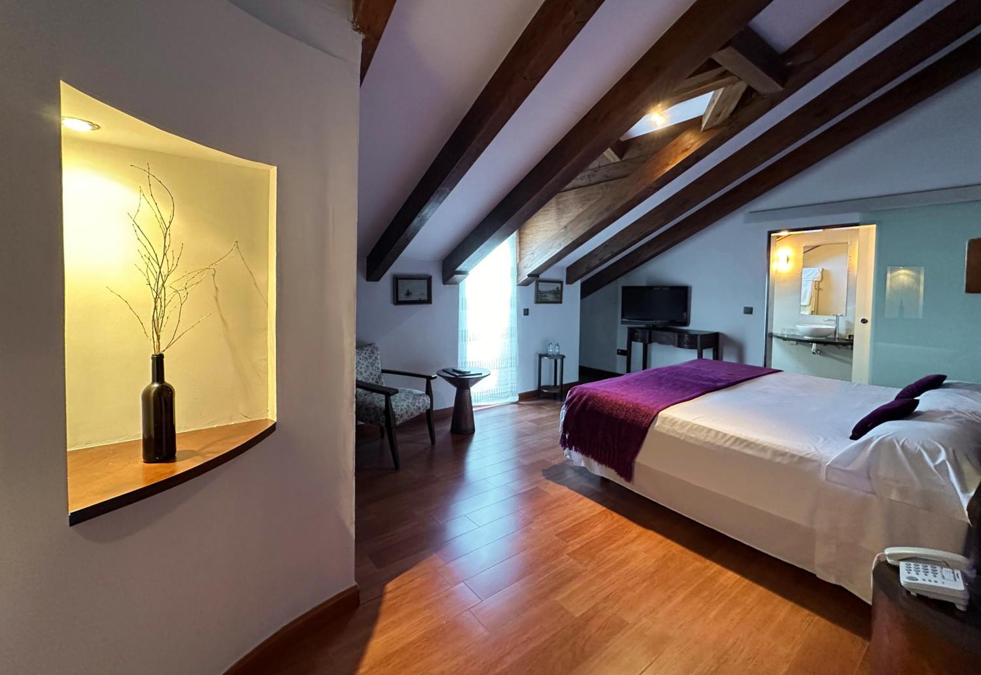 Concejo Hospederia Hotell Valoria la Buena Exteriör bild