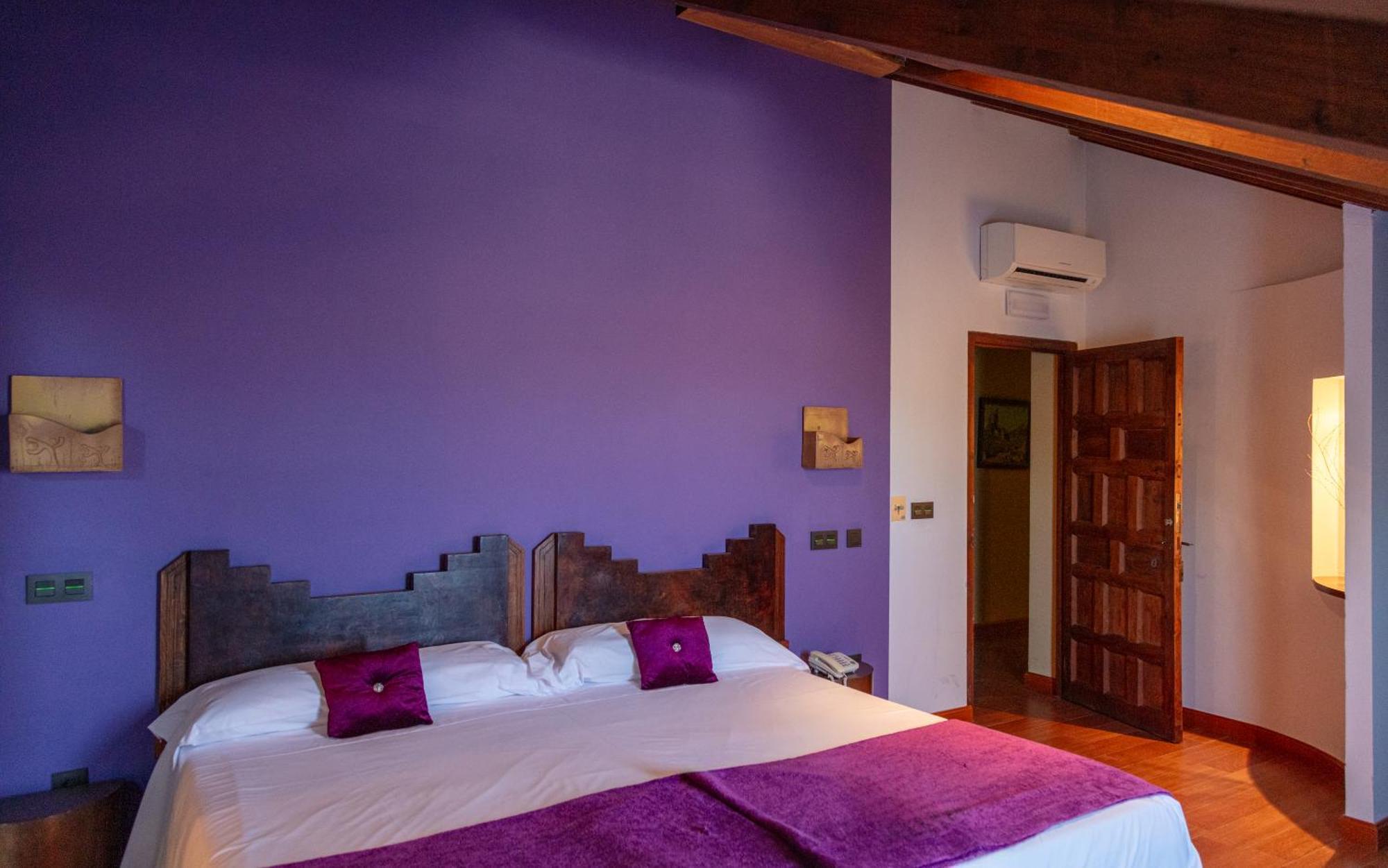 Concejo Hospederia Hotell Valoria la Buena Exteriör bild
