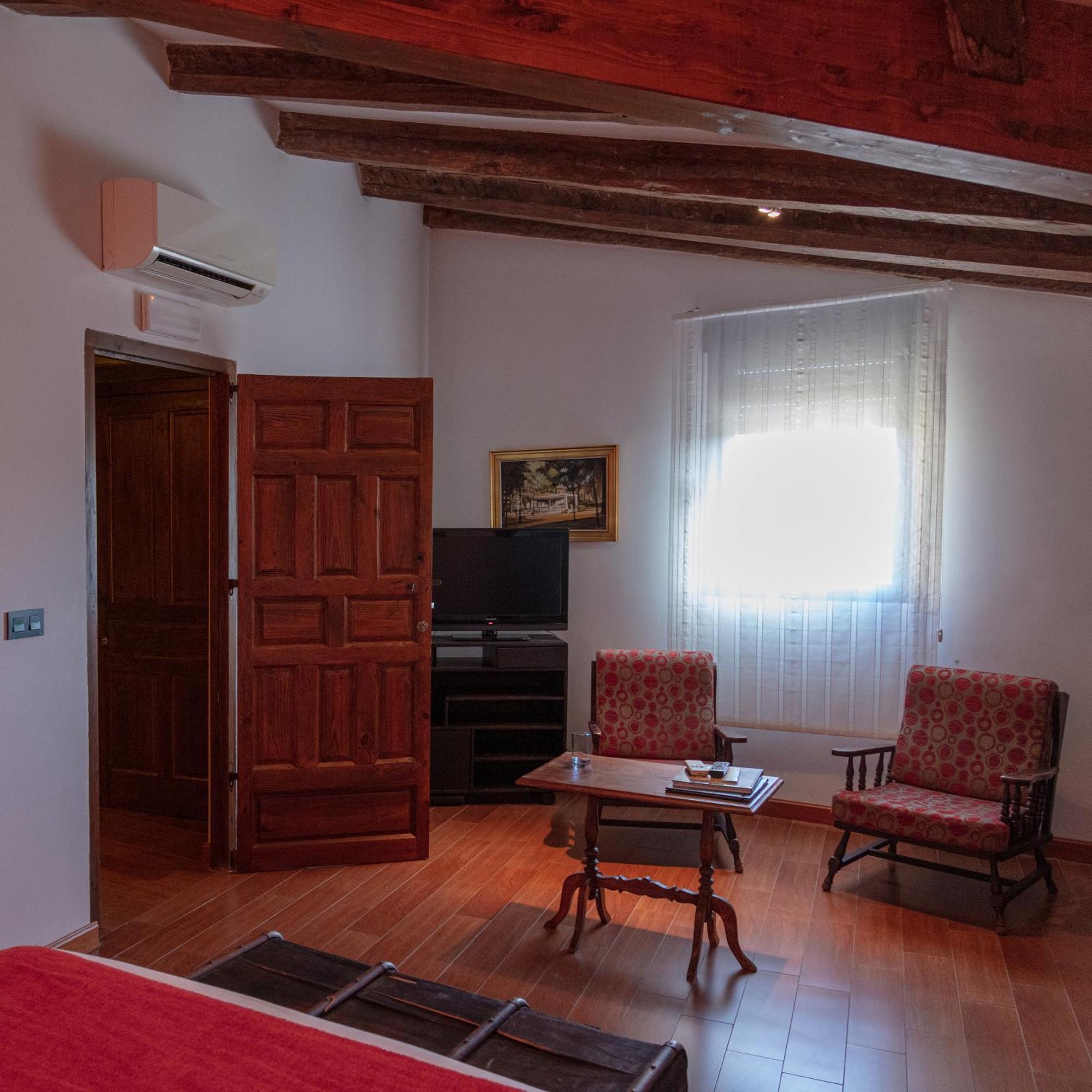 Concejo Hospederia Hotell Valoria la Buena Exteriör bild